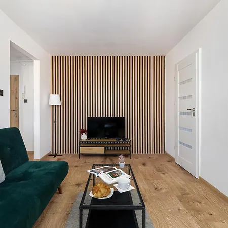 דירה Comfortable Two-bedroom In By Renters פוזנן