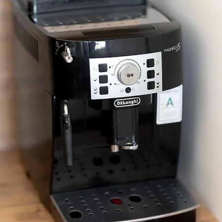 Comfortable Two-bedroom In By Renters *