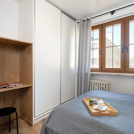 Comfortable Two-bedroom In By Renters * Poznan