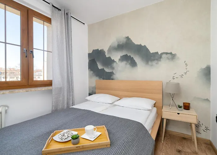 Comfortable Two-bedroom In By Renters