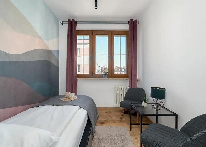 Daire Comfortable Two-bedroom In By Renters Poznan